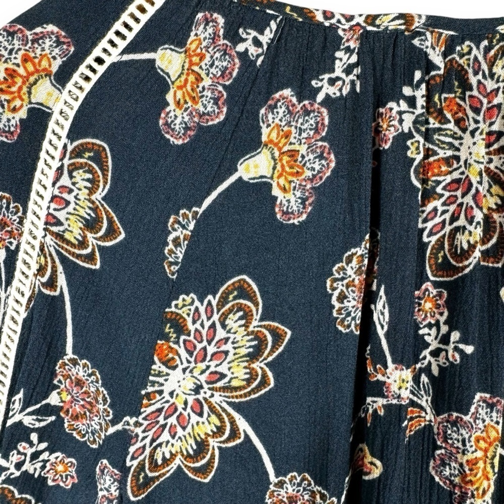 4 for $40 SALE! Lovestitch Floral Print Lace Detail Bell Sleeve Top, Navy, Sz S - Picture 11 of 13